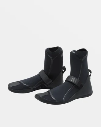 Botas de neoprene com costura oculta e biqueira dividida, soldadas com tecnologia Furnace Upcycler de 7 mm