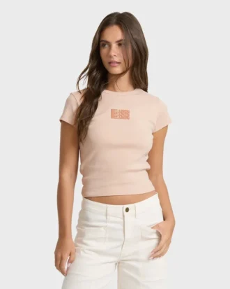 Camisas de manga curta com três camadas