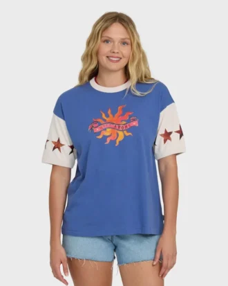 Camiseta de malha de manga curta com gola em contraste Tropics Co