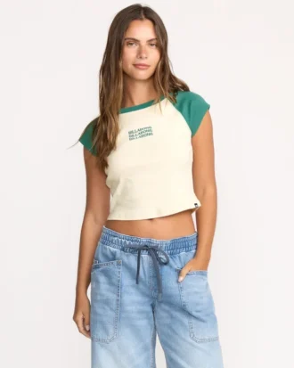 Camiseta de manga curta Beach Club Babe Shorts