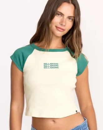 Camiseta de manga curta Beach Club Babe Shorts