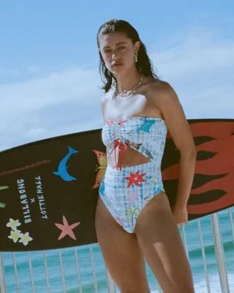 Maiô de verão tipo bandeau Lottie Hall