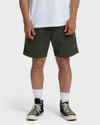 Shorts de veludo cotelê Larry Layback 17″