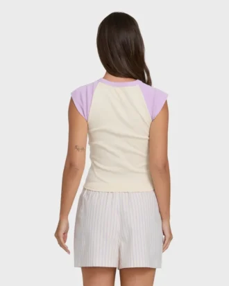 Shorts Tecidos Wanderer com Risca Lilás