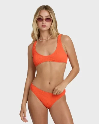 Top de biquíni de verão com decote redondo